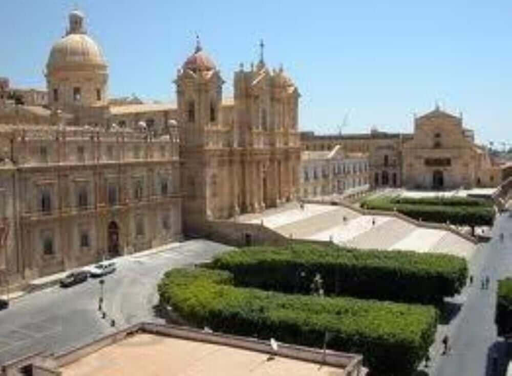 Casa Paolo In Val Di Noto Vila Calabernardo Exterior foto